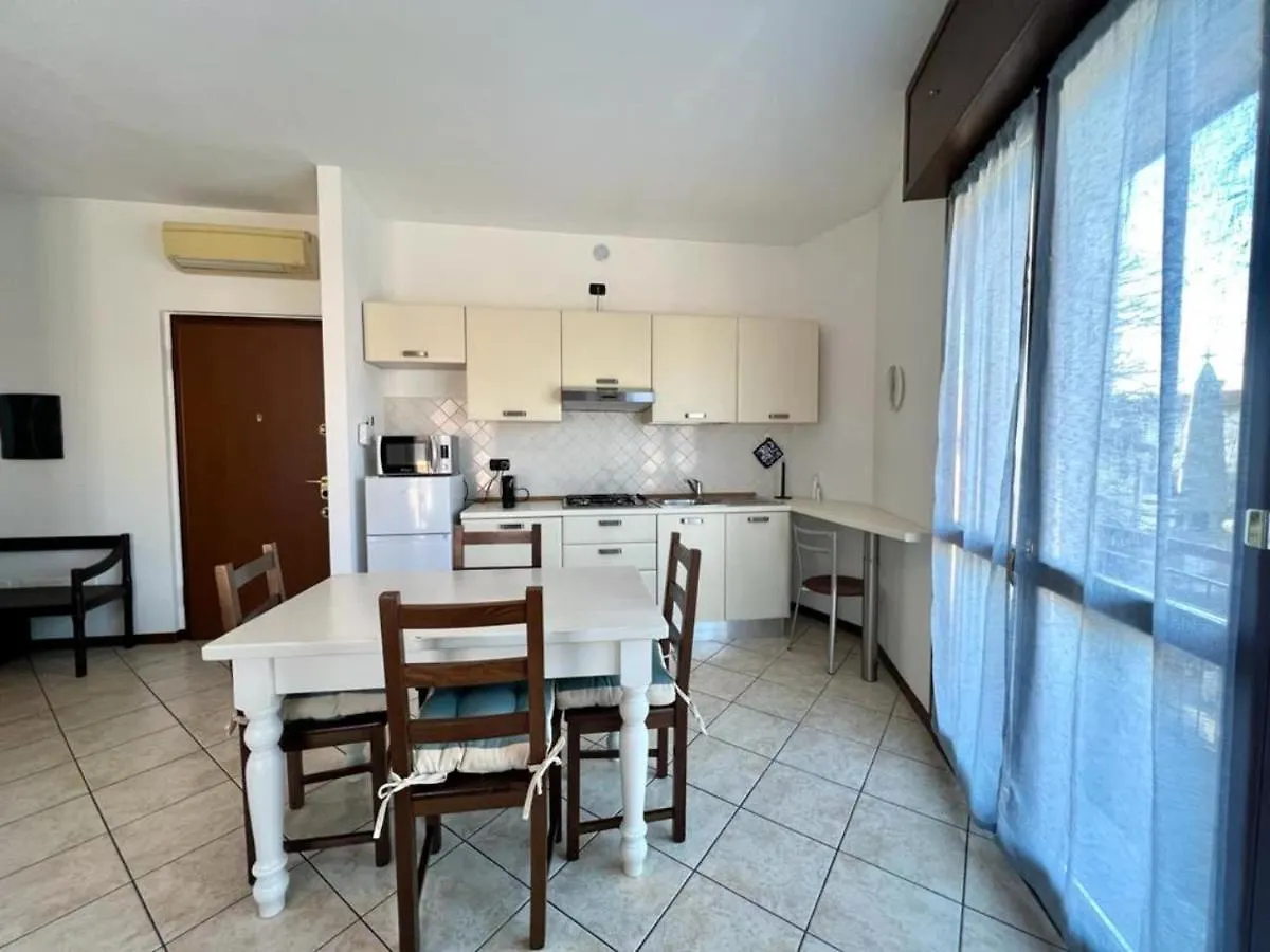 Todeschini 27 Apartment Brembate