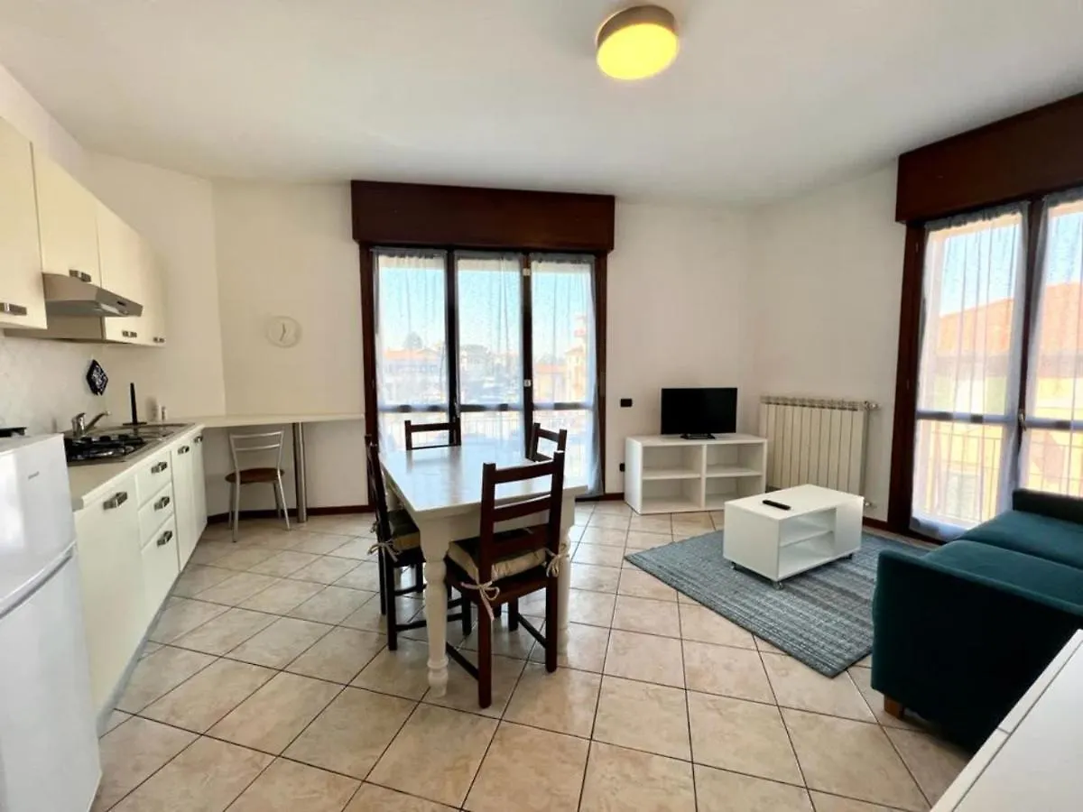Todeschini 27 Apartment Brembate